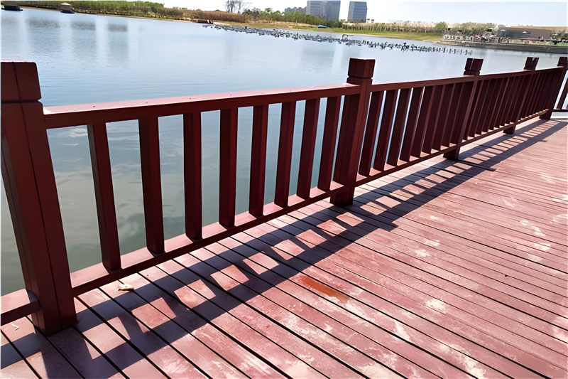 人行道栏杆需求尚有韧性